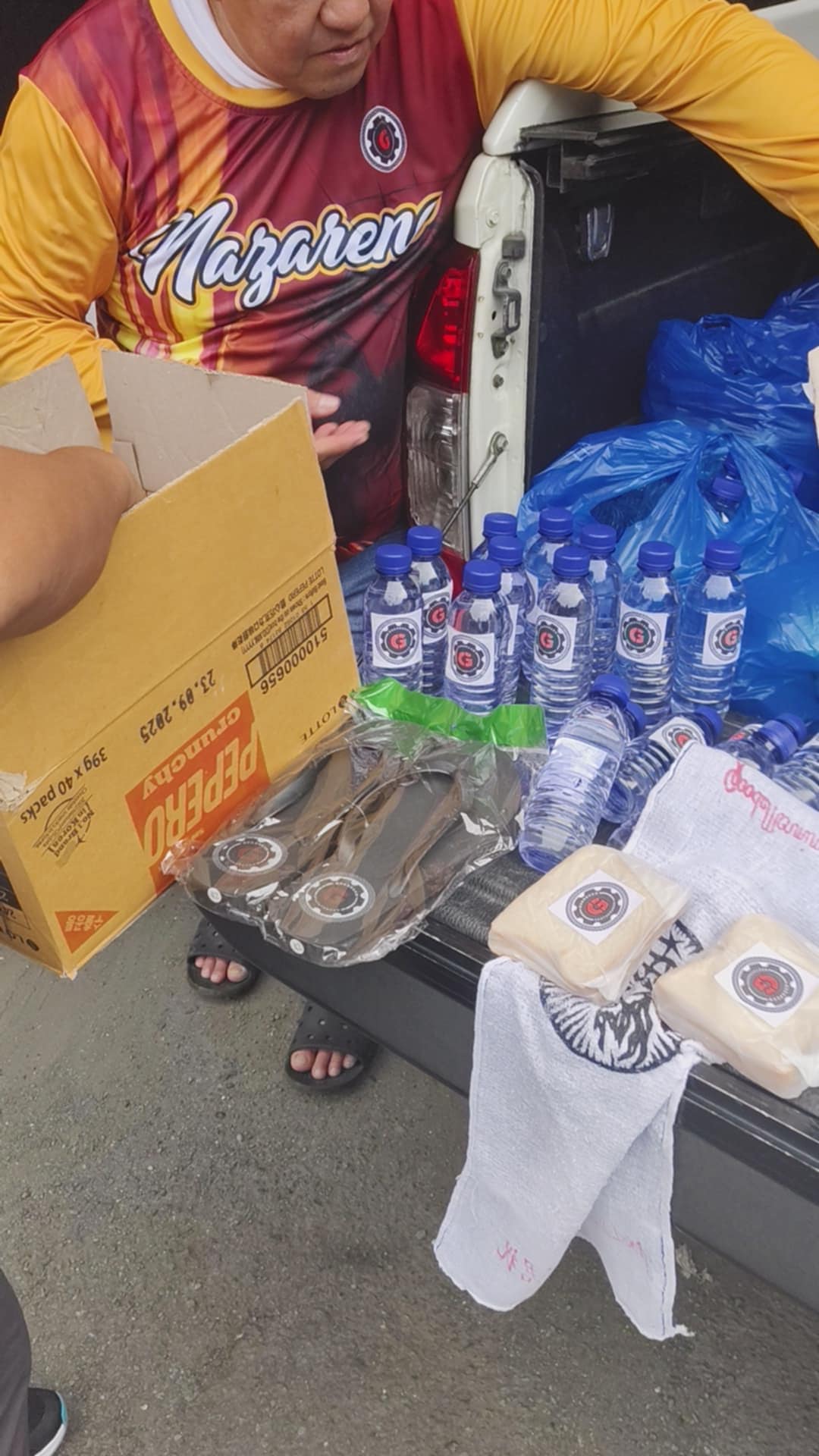 Black Nazarene Translacion Outreach, led by Gbro Ferdinand Magpayo & Richard Aurelio, alongside our 6 White Boys aspirants. A day of faith, sacrifice, and service as we give back to the community and stand united in devotion.
